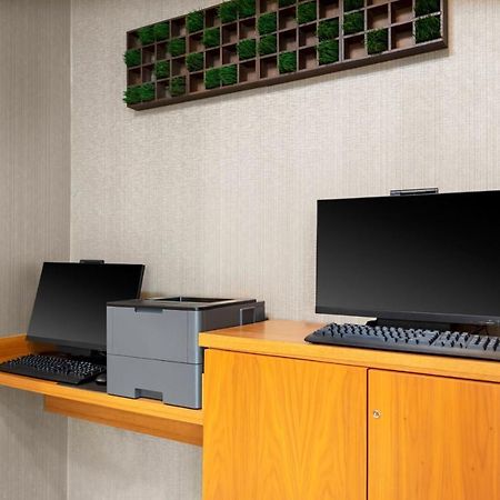 Springhill Suites Kansas City Airport Exterior photo
